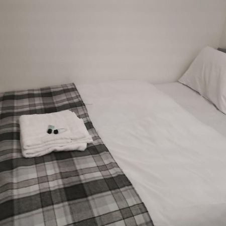卢顿 Ella'S Place酒店 外观 照片