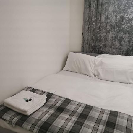 卢顿 Ella'S Place酒店 外观 照片