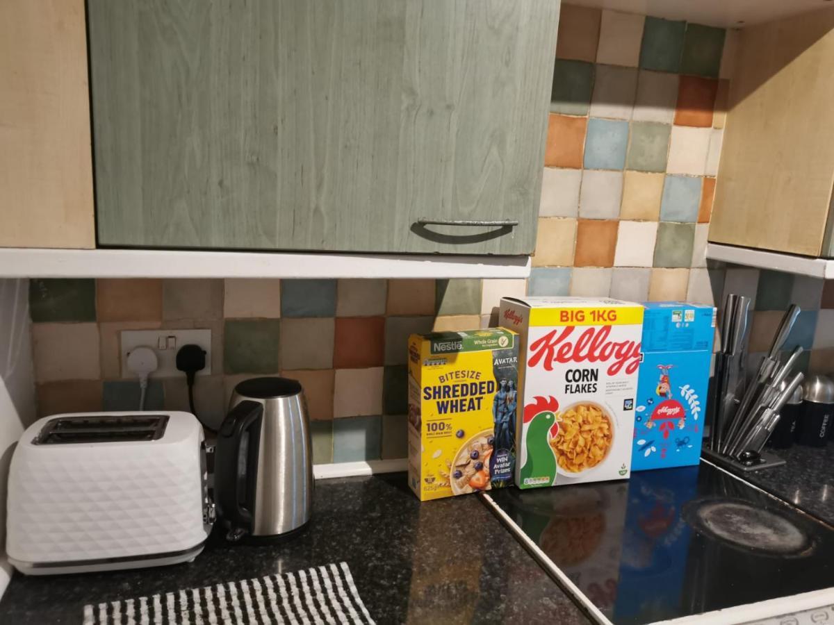 卢顿 Ella'S Place酒店 外观 照片